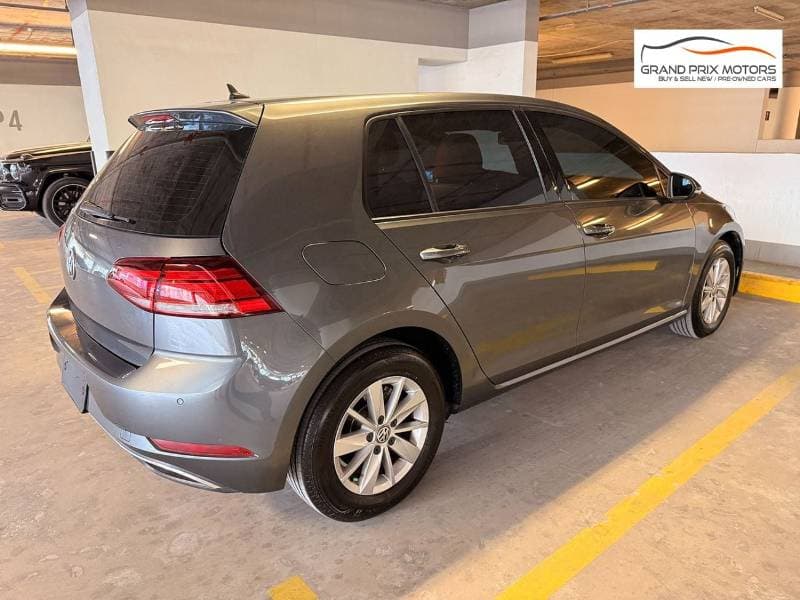 2018 Volkswagen Golf SE thumbnail 6