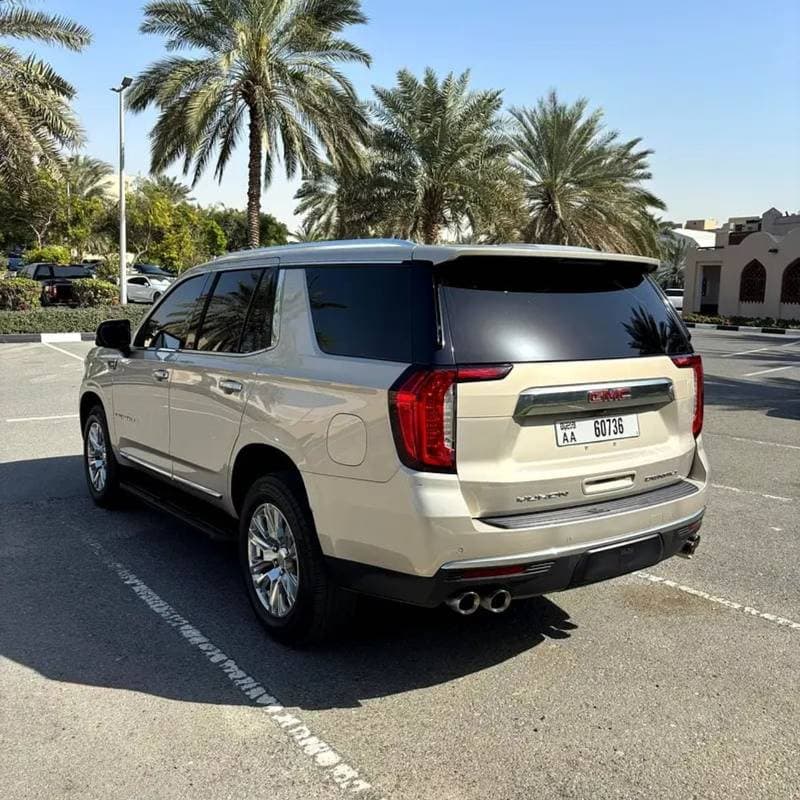 2021 GMC Yukon DENALI thumbnail 4