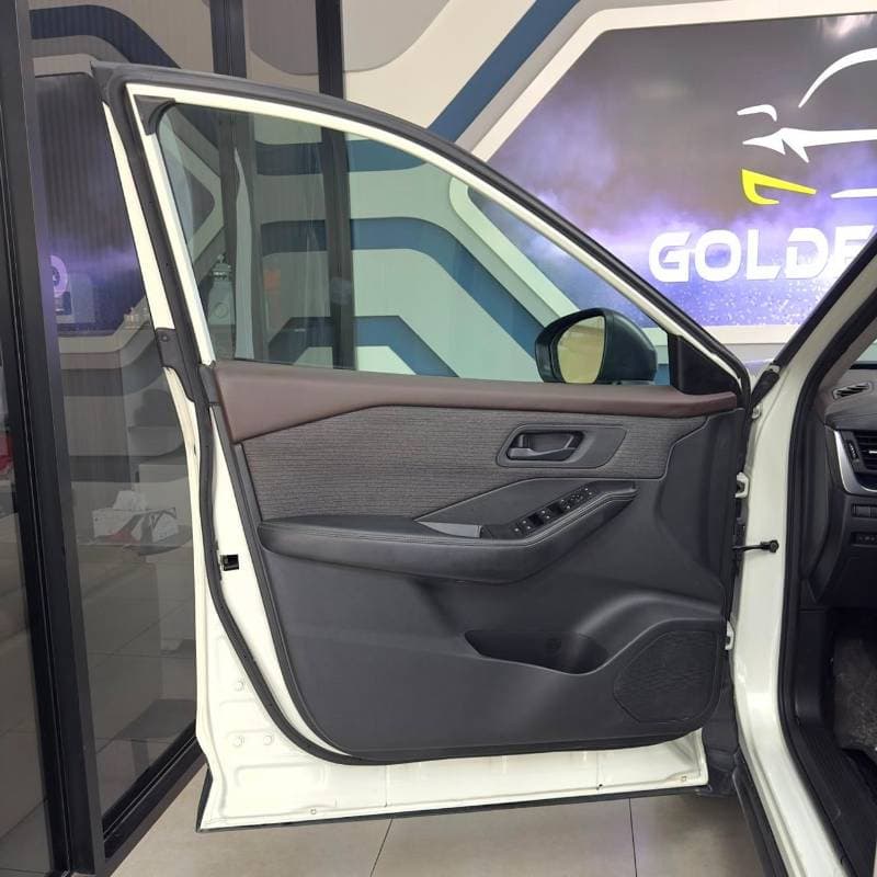 2021 Nissan Rogue SV thumbnail 6