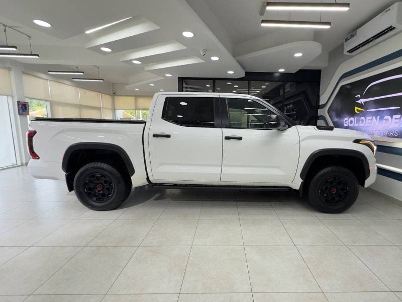 2025 Toyota Tundra thumbnail 3