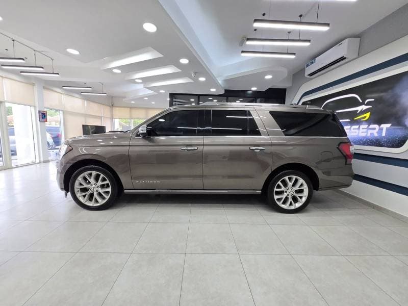 2019 Ford Expedition EL thumbnail 4
