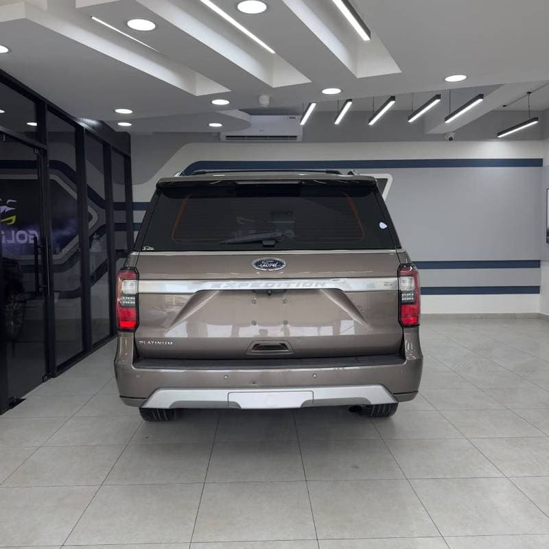 2019 Ford Expedition EL thumbnail 5