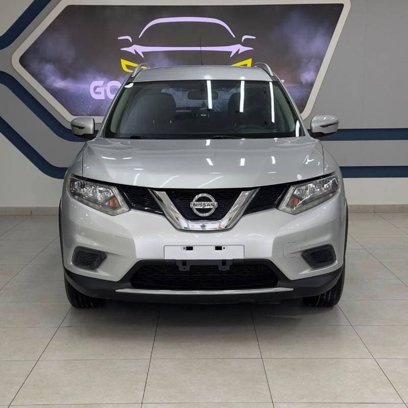 2016 Nissan Rogue SV thumbnail 2