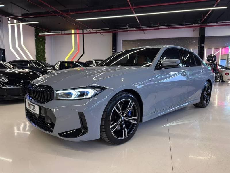 2024 BMW 320i thumbnail 2