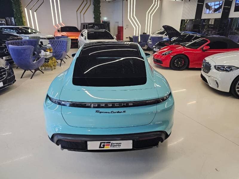 2021 Porsche Taycan TURBO S thumbnail 6