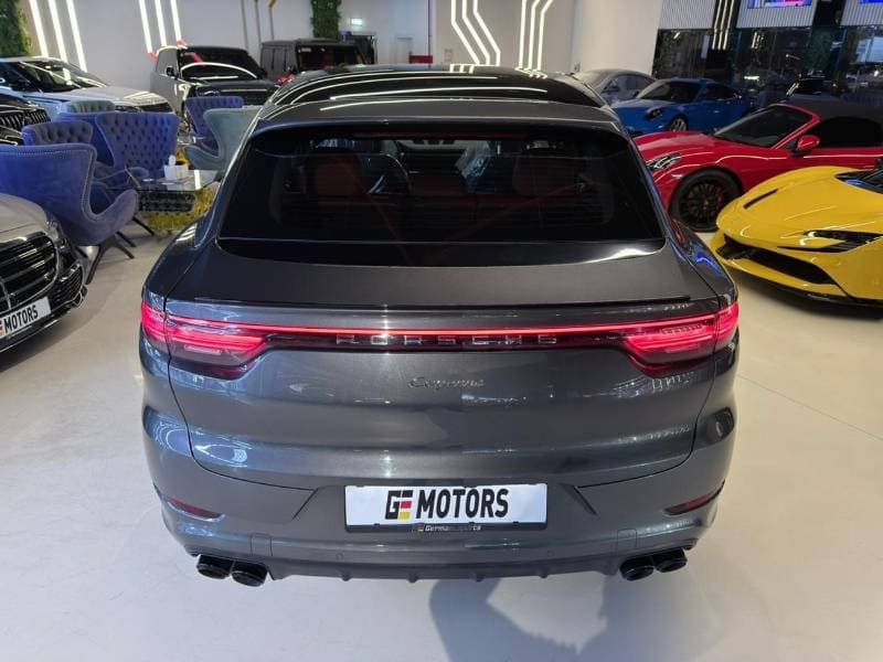 2023 Porsche Cayenne STANDARD thumbnail 6