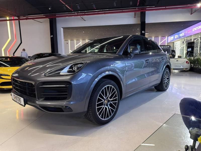 2023 Porsche Cayenne STANDARD thumbnail 3