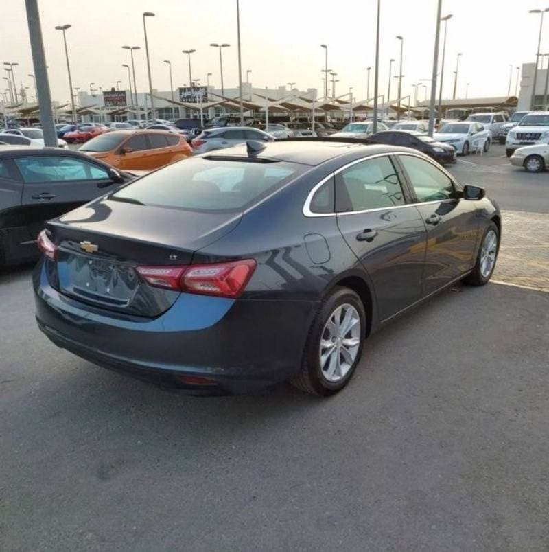 2021 Chevrolet Malibu LT thumbnail 4