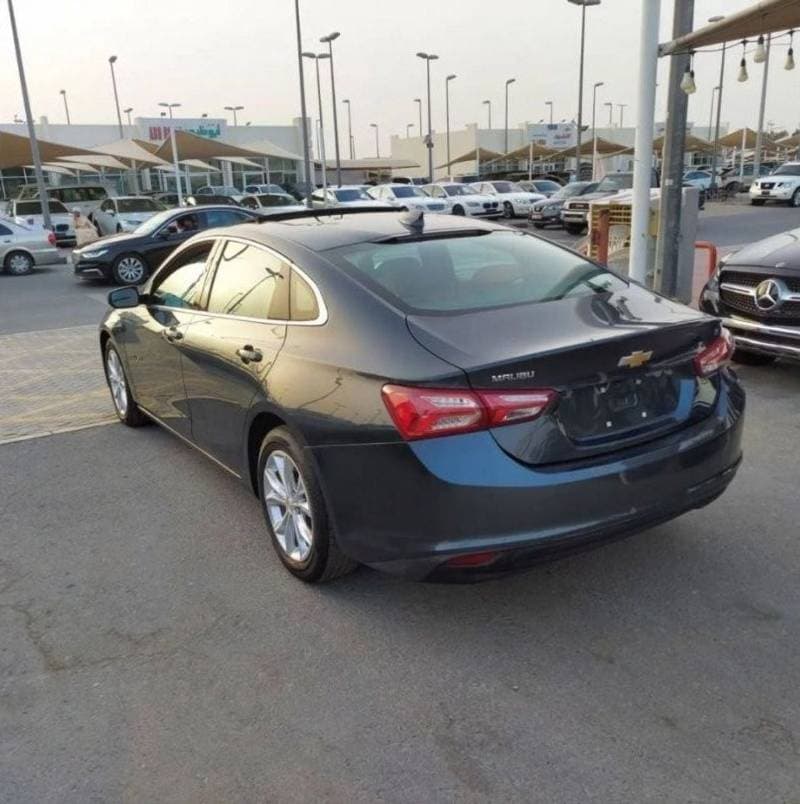 2021 Chevrolet Malibu LT thumbnail 3