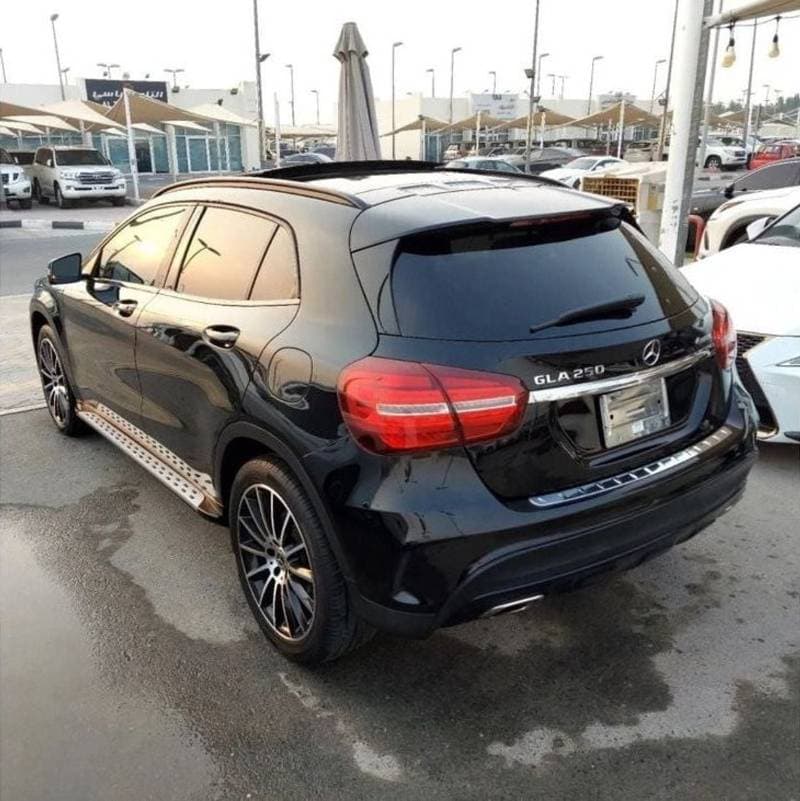 2019 Mercedes Benz GLA250 STANDARD thumbnail 3