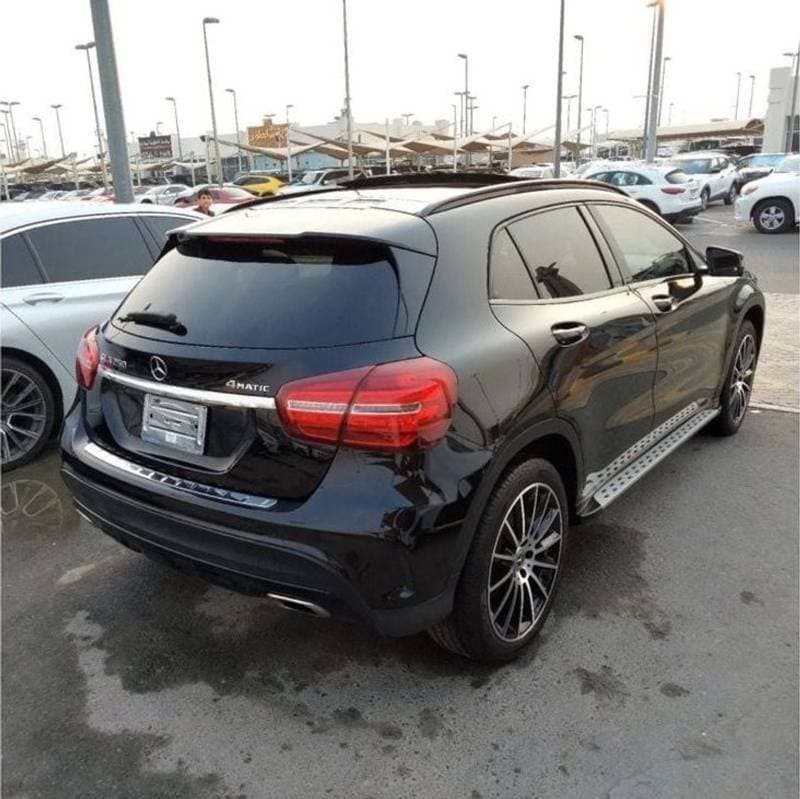 2019 Mercedes Benz GLA250 STANDARD thumbnail 4