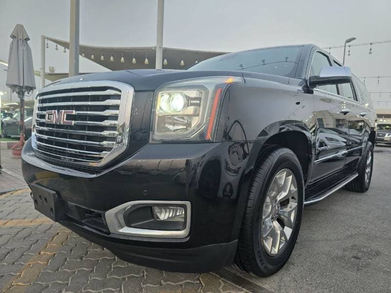 2020 GMC Yukon SLE thumbnail 6