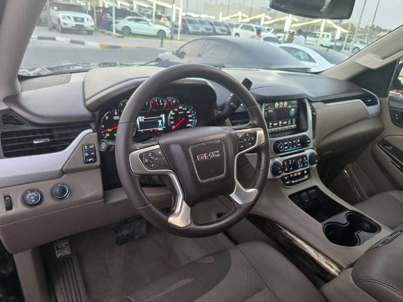 2020 GMC Yukon SLE thumbnail 7