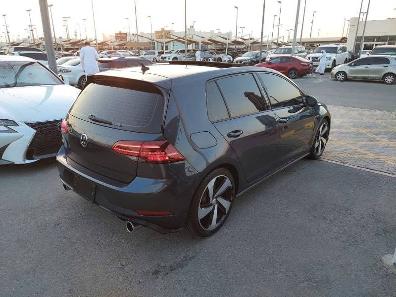 2018 Volkswagen Golf GTI SEL thumbnail 4