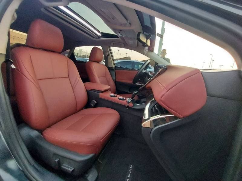 2015 Toyota Avalon XLE thumbnail 5