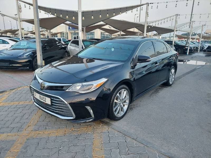 2015 Toyota Avalon XLE thumbnail 4
