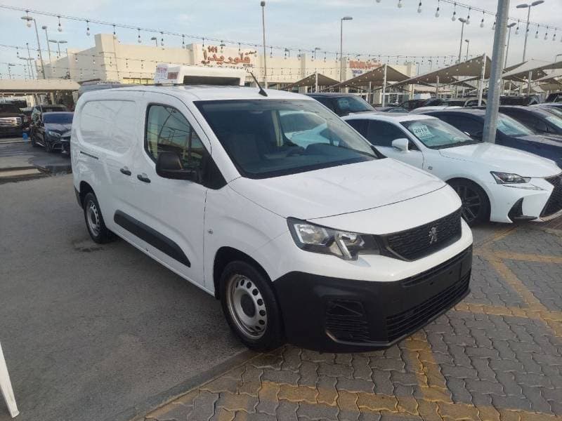 2020 Peugeot Partner STANDARD