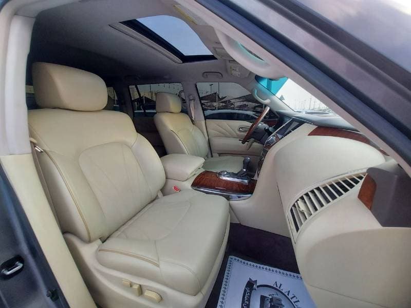 2017 Infiniti QX80 LUXURY thumbnail 8