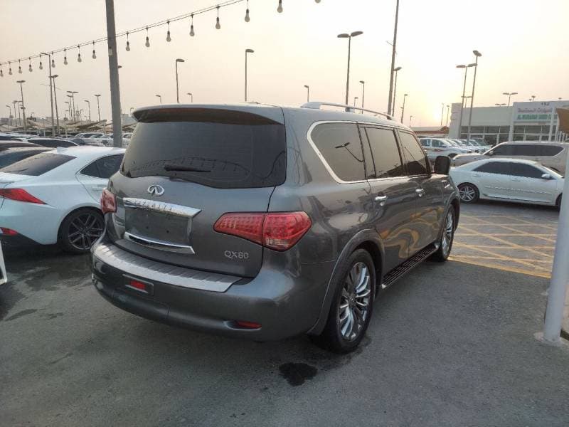 2017 Infiniti QX80 LUXURY thumbnail 6