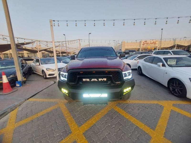 2020 RAM 1500 CLASSIC thumbnail 3