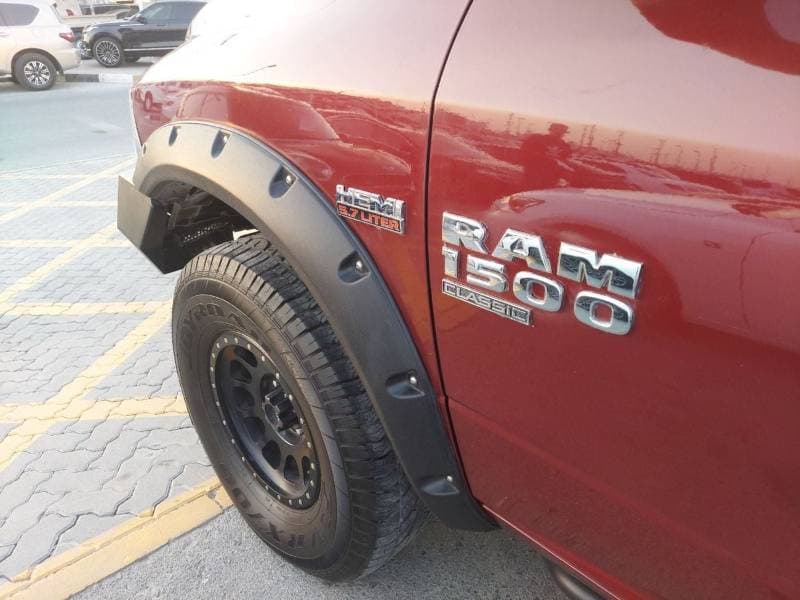 2020 RAM 1500 CLASSIC thumbnail 5