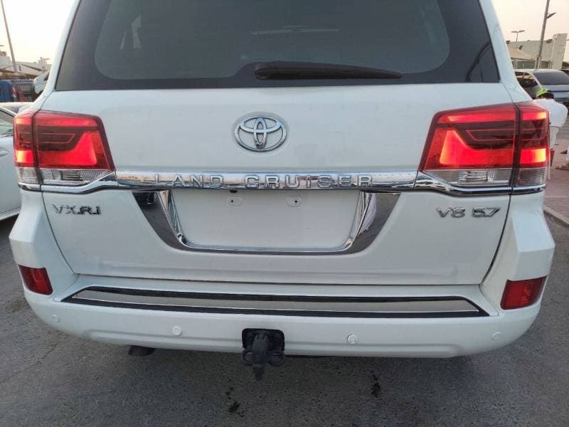 2011 Toyota Land Cruiser VXR TOP thumbnail 5