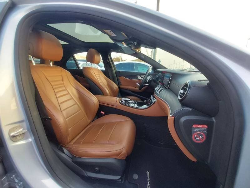 2017 Mercedes Benz E200 STANDARD thumbnail 7