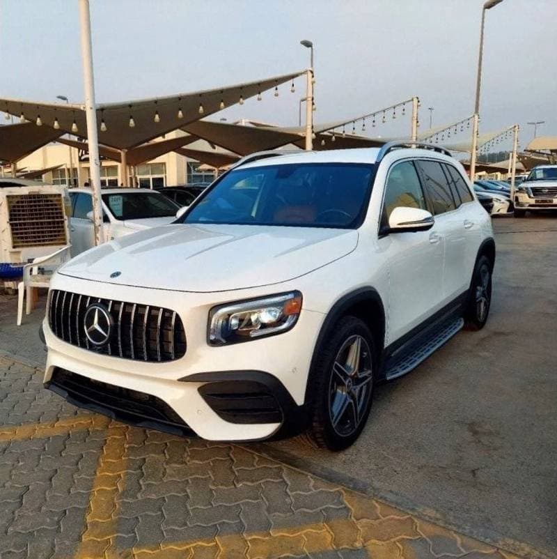 2020 Mercedes Benz GLB250 4MATIC thumbnail 2