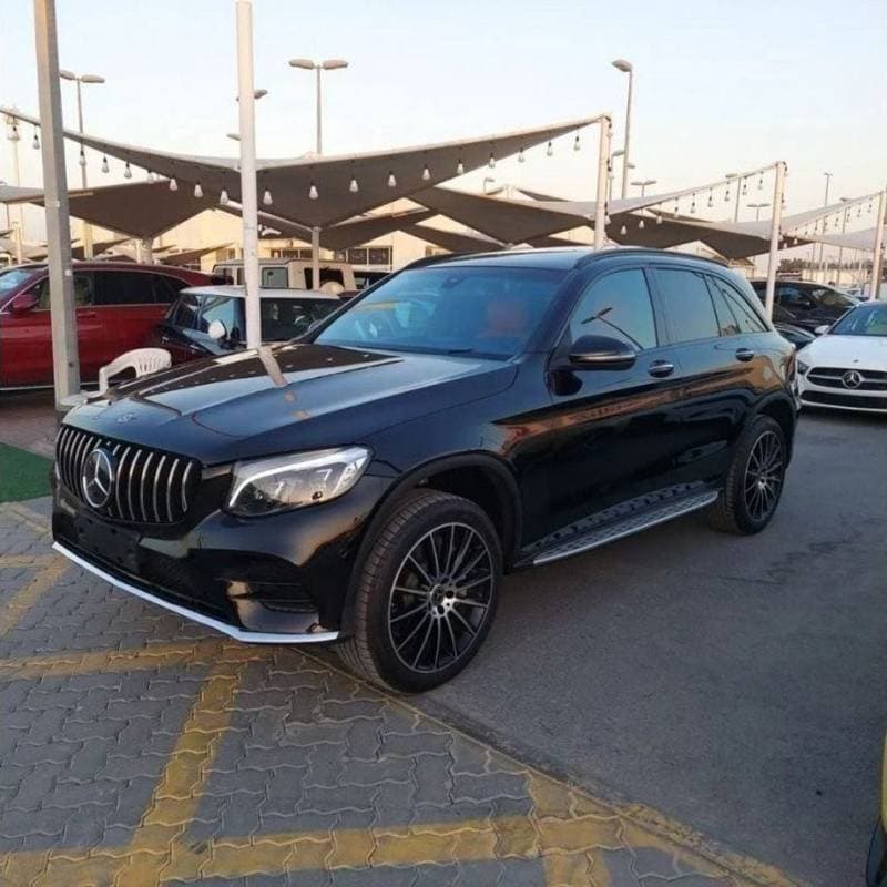 2019 Mercedes Benz GLC 300 AMG thumbnail 2