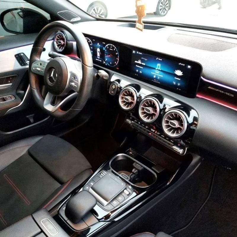 2022 Mercedes Benz A35 AMG 4MATIC thumbnail 5