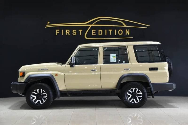 2026 Toyota Land Cruiser 70 LC79 LX thumbnail 7