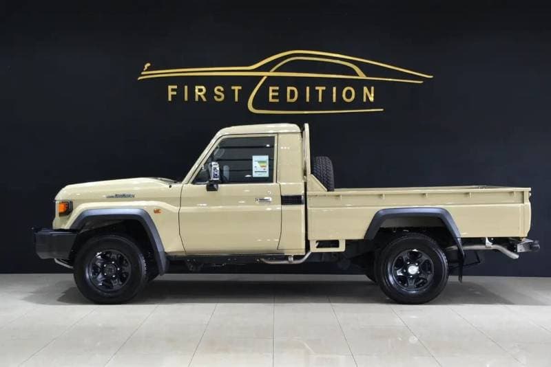2026 Toyota Land Cruiser 70 LC79 LX thumbnail 5