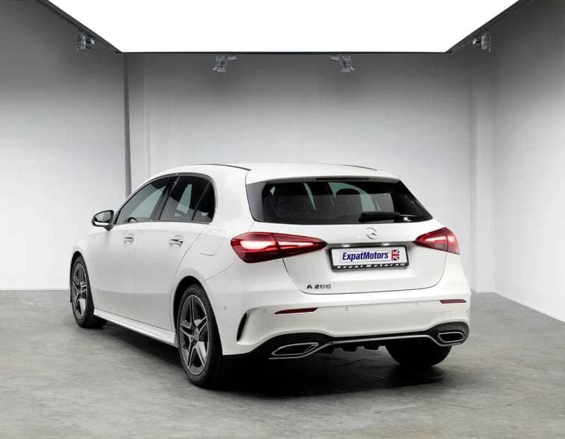2023 Mercedes Benz A 200 AMG thumbnail 3