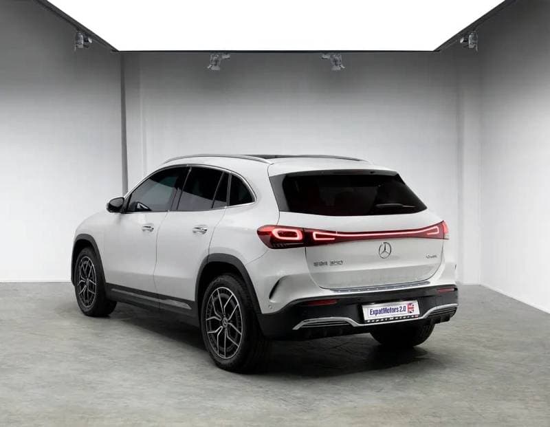 2024 Mercedes Benz EQA 350 PREMIUM PLUS thumbnail 3