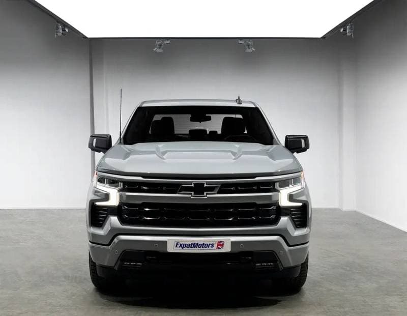 2024 Chevrolet Silverado 1500 RST thumbnail 3