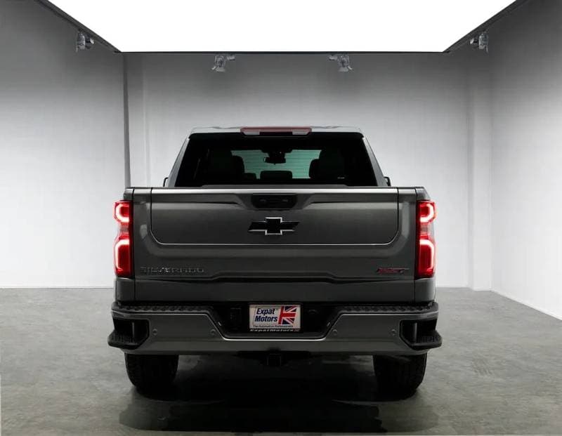 2024 Chevrolet Silverado 1500 RST thumbnail 2