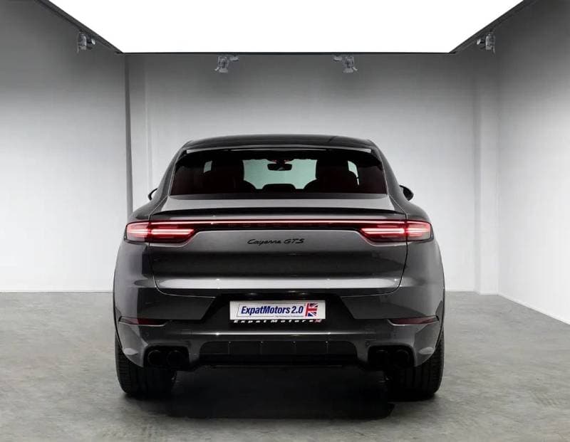 2022 Porsche Cayenne GTS thumbnail 4