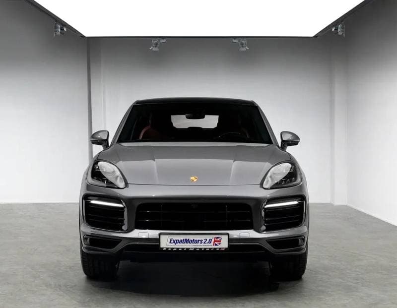 2022 Porsche Cayenne GTS thumbnail 5