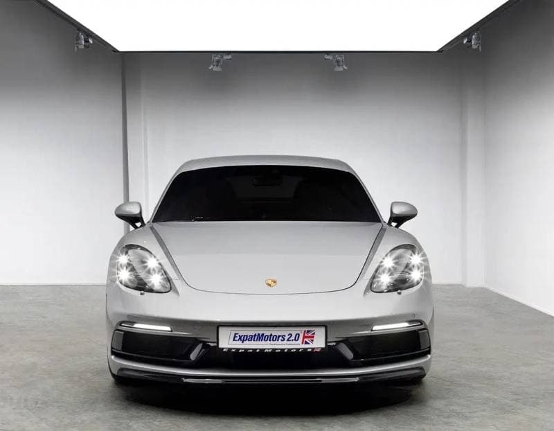 2018 Porsche 718 Cayman GTS thumbnail 5