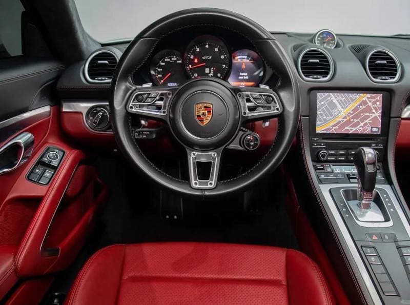 2018 Porsche 718 Cayman GTS thumbnail 6