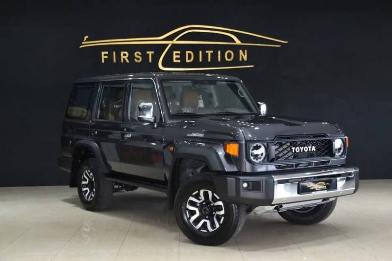 2026 Toyota Land Cruiser 70 thumbnail 2