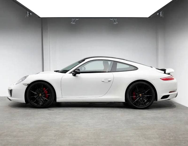 2017 Porsche 911 CARRERA thumbnail 2