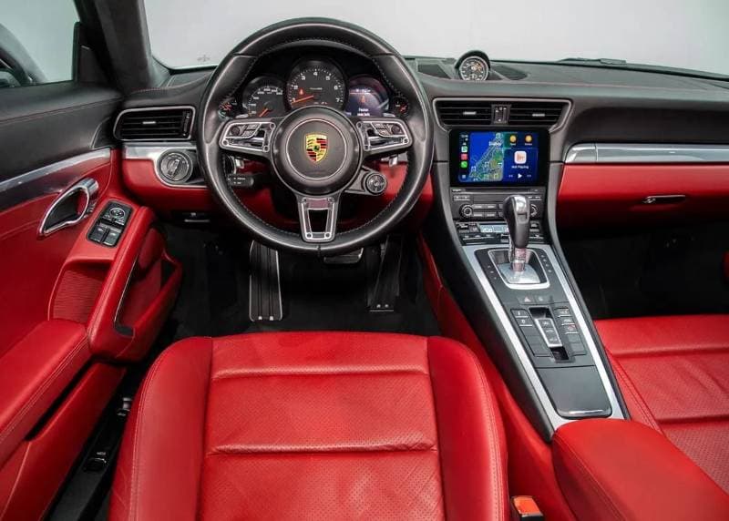 2017 Porsche 911 CARRERA thumbnail 6