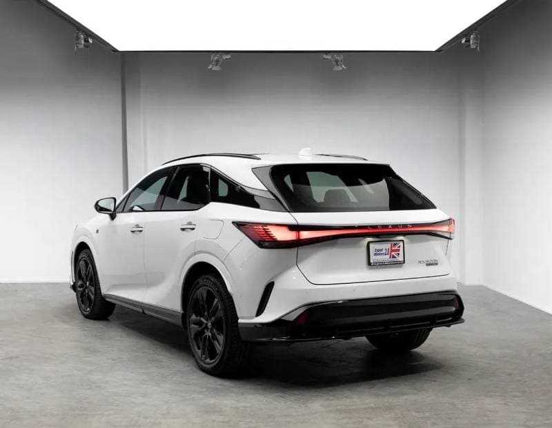 2025 Lexus RX500h F SPORT PERFORMANCE thumbnail 3
