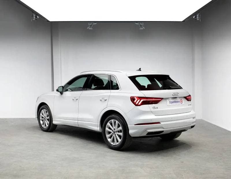 2021 Audi Q3 35 TFSI ADVANCED thumbnail 3