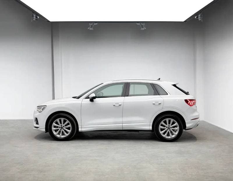 2021 Audi Q3 35 TFSI ADVANCED thumbnail 2