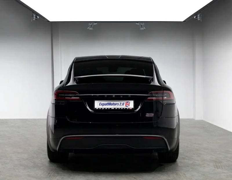 2023 Tesla Model X PLAID thumbnail 4