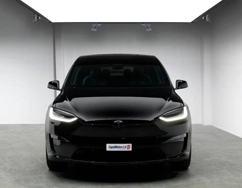 2023 Tesla Model X PLAID thumbnail 5