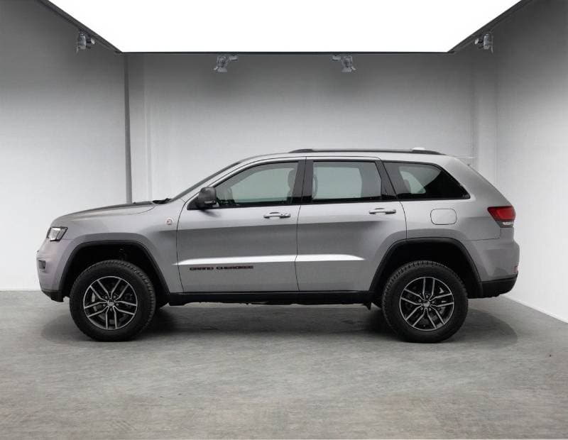2017 Jeep Grand Cherokee TRAILHAWK thumbnail 2