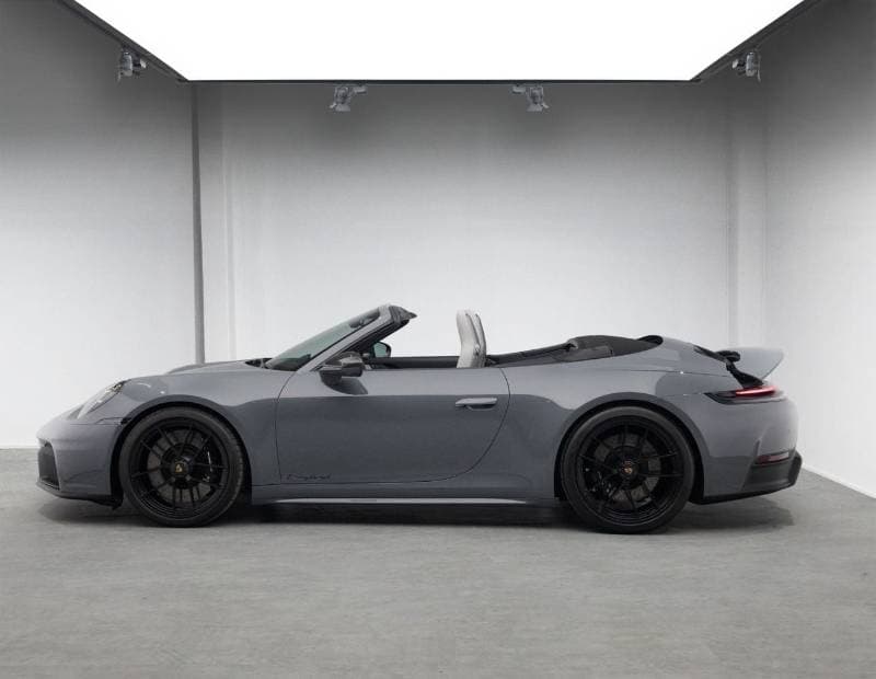 2026 Porsche 911 CARRERA GTS thumbnail 2
